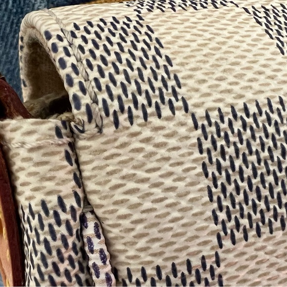 Authentic Louis Vuitton Favorite PM in Damier Azur Canvas - Picture 8 of 16